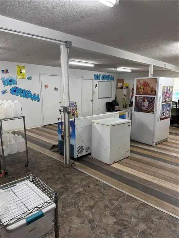 Picture 16