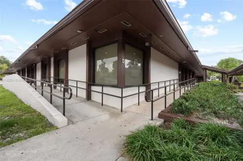 Medical Office Near Baptist Hospital