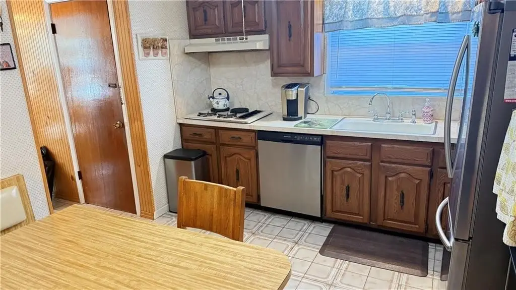 Picture 16