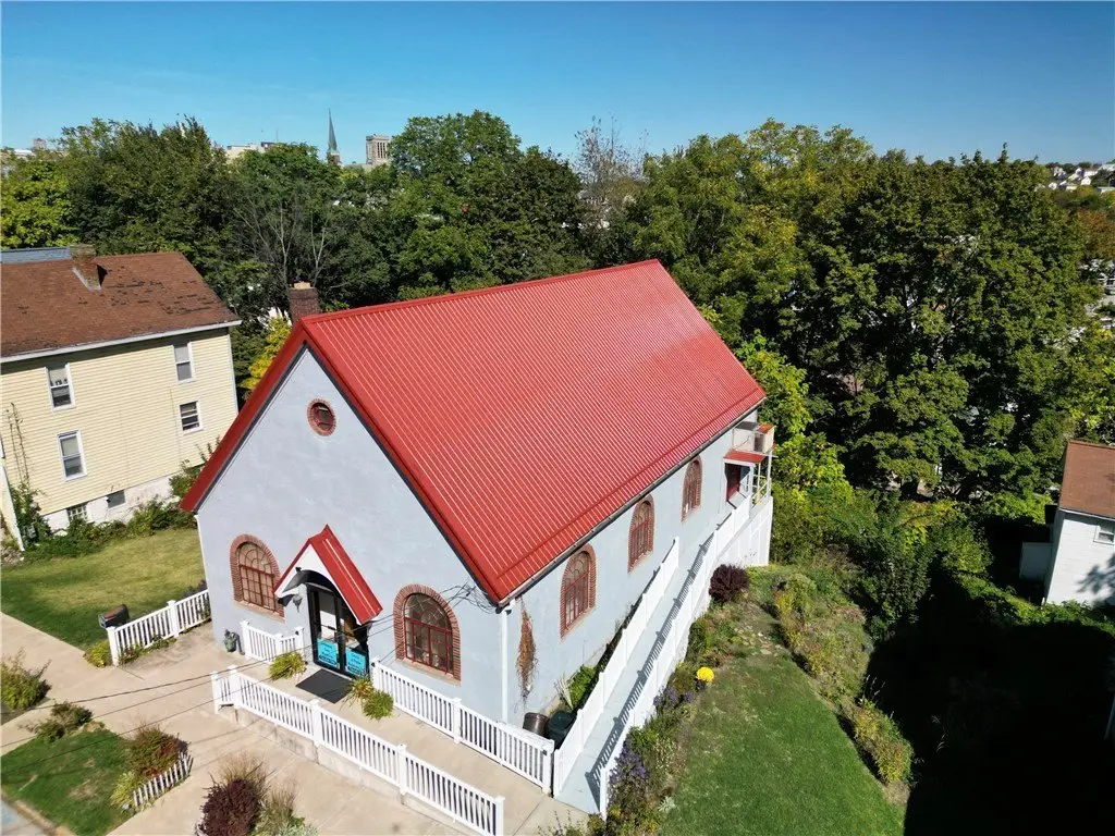 Picture 19