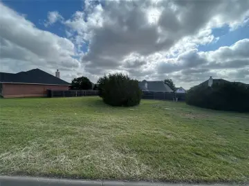 Residential Land in Wylie District
