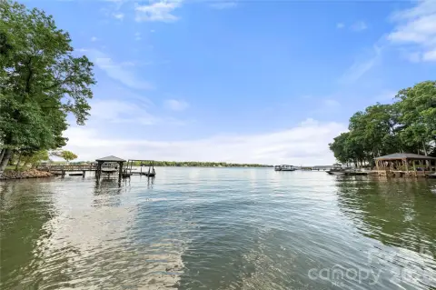 Waterfront Lot on Lake Norman