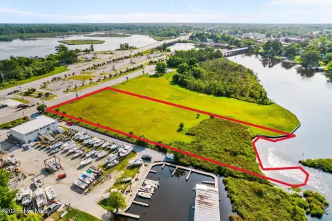 Cleared Waterfront Parcel on New River