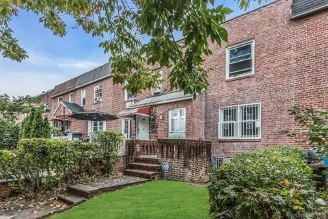 Bayside Triplex with Income Potential