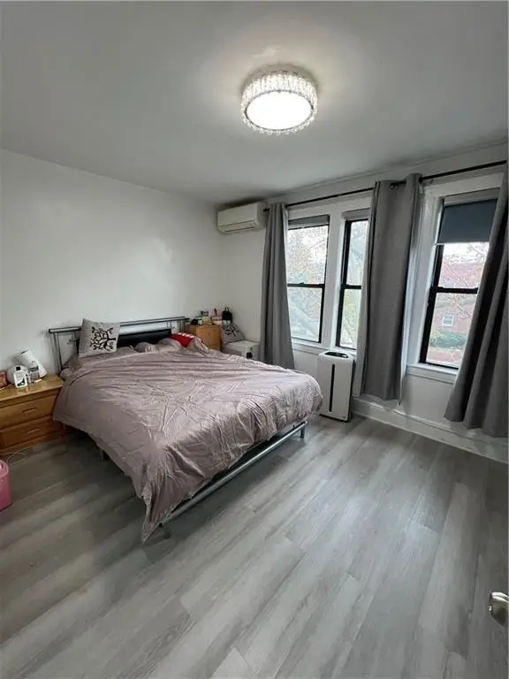 Picture 12