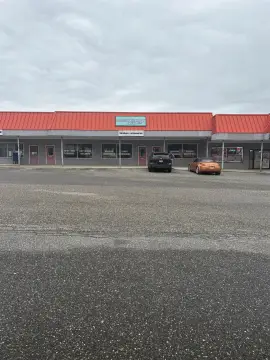 Prime Retail Opportunity Near Sea