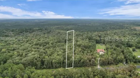 Unrestricted Land on Freedom Parkway