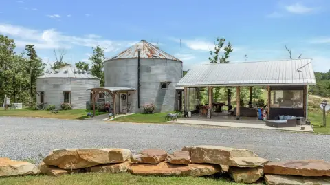 Mentone Farm/Estate with Lodge