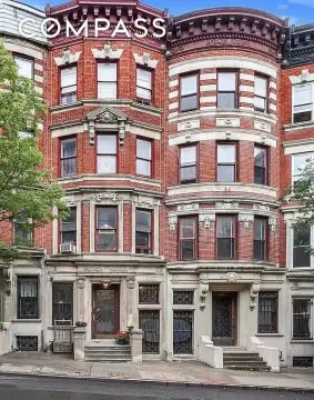 Historic Hamilton Heights Townhouse