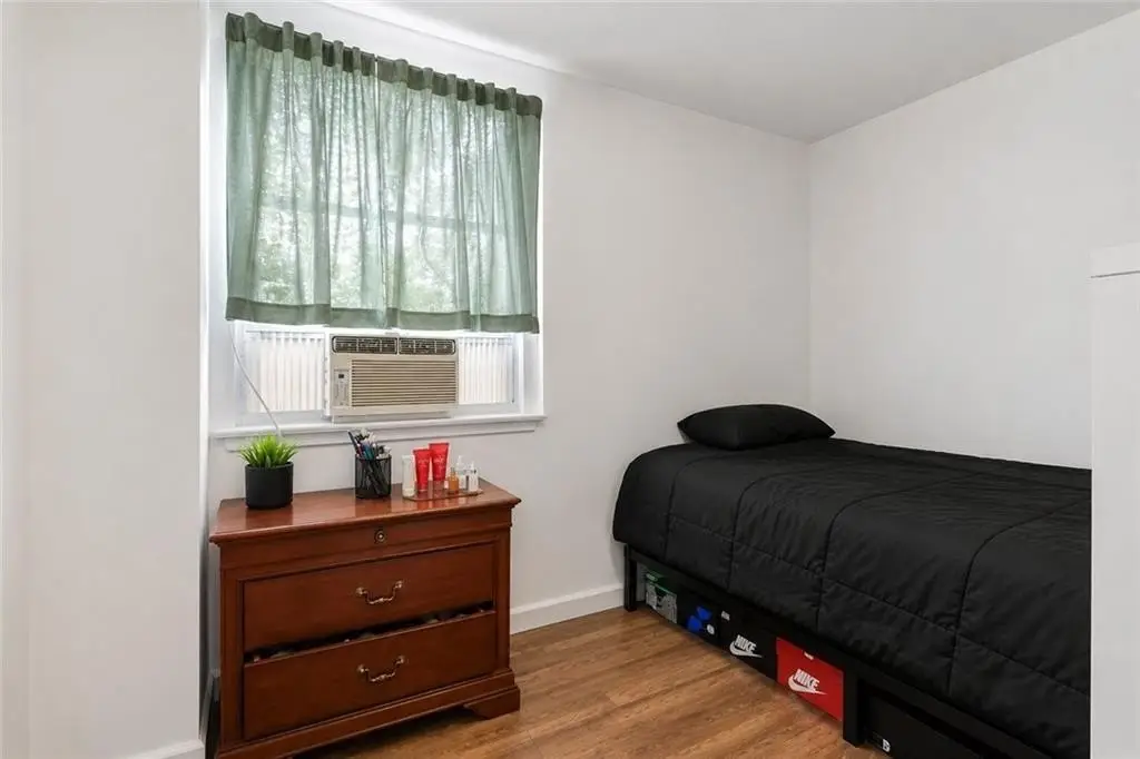 Picture 7