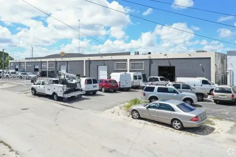 Single-Story Flex Space