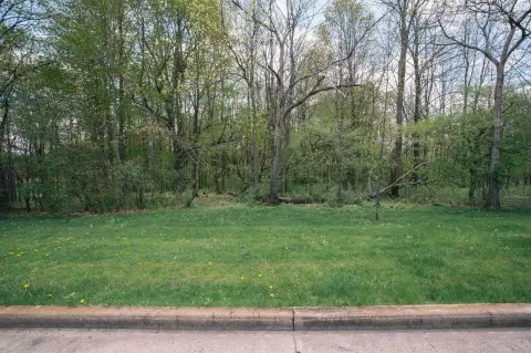 Residential Land in Inviting Subdivision