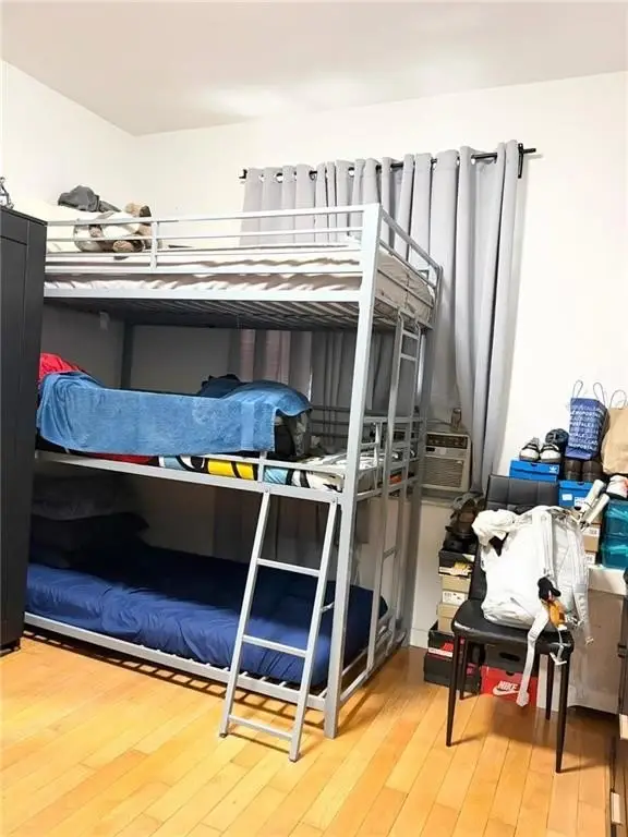 Picture 10