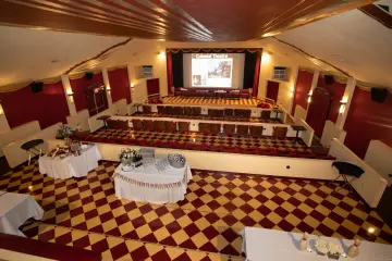 Versatile Commercial Space in North Canaan