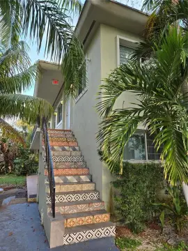 Miami Beach Fourplex Investment Opportunity
