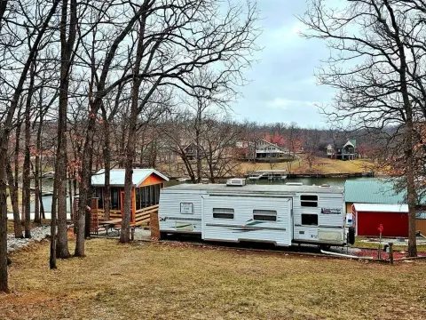 Lake Thunderhead Camper Lot