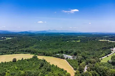 Moneta Land with Development Potential