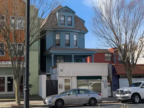 Mixed-Use Building Near Hard Rock