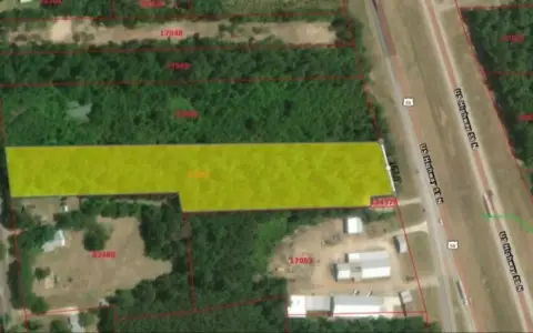 Unrestricted Land on Highway 59