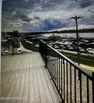 Rehabbed Office Space with Waterfront