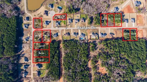 Residential Lot in Magnolia Ridge