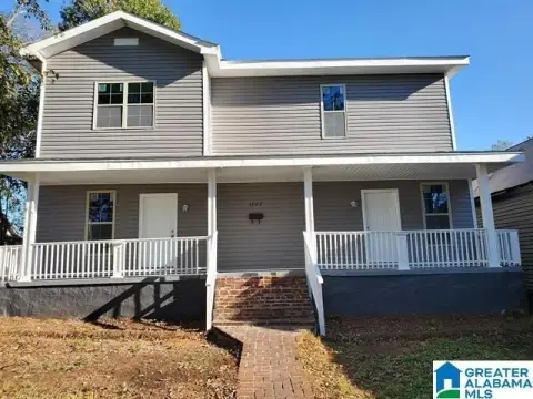 Renovated Duplex