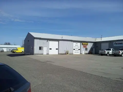 Multi-Unit Industrial Warehouse