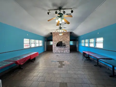 Seminole Restaurant with Drive-Thru