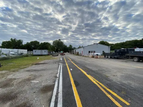 Urbana Commercial Property For Lease