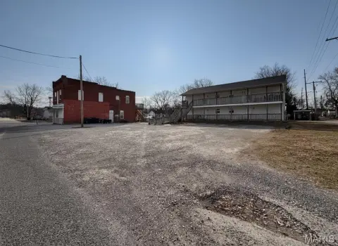 Multi-Unit Investment Opportunity in Dupo