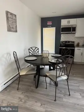 Remodeled Duplex in Chester Waterfront