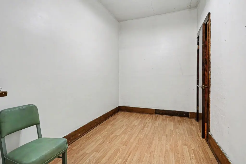 Picture 18