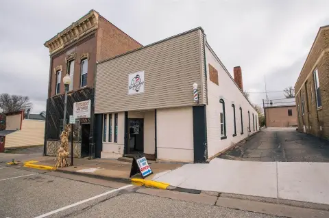 Downtown Neillsville Commercial Space