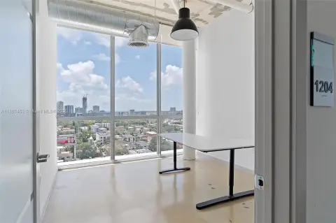 Professional Office Space in Miami