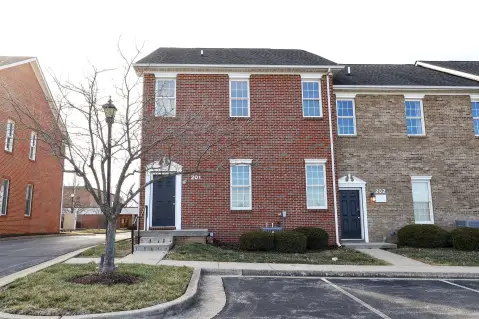 Hamburg Area Office Condo