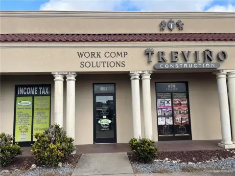 Executive Suites in Business Center