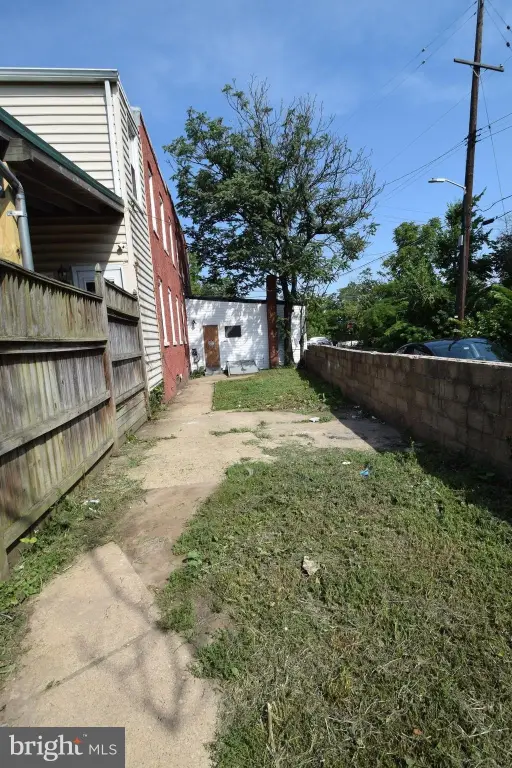 Picture 12
