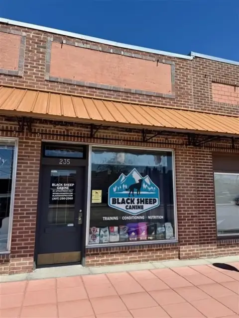 Commercial Space in Downtown Powell