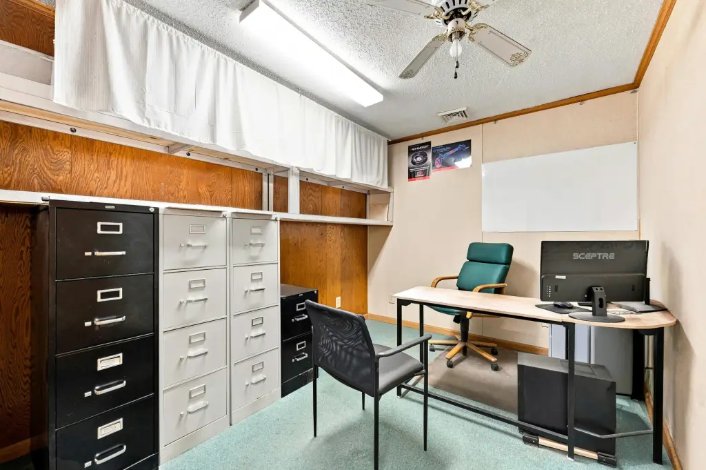 Picture 33