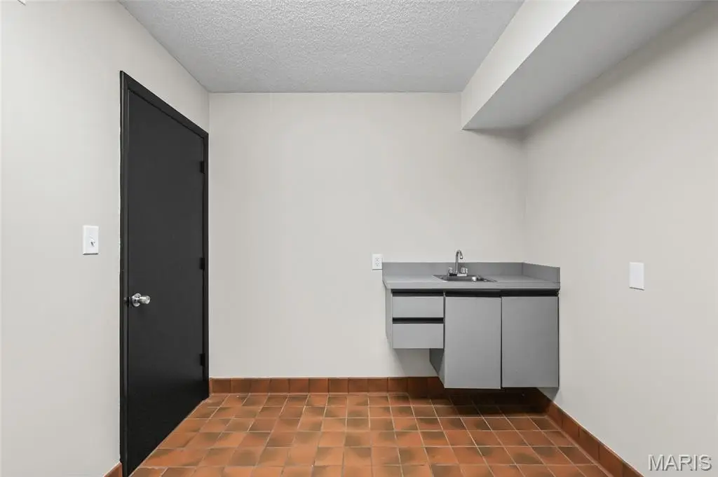 Picture 28