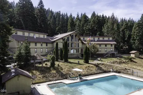 Mountain Retreat Resort