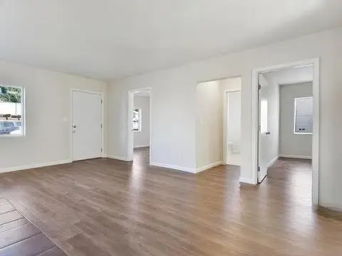 Updated Duplex in Oakland, CA