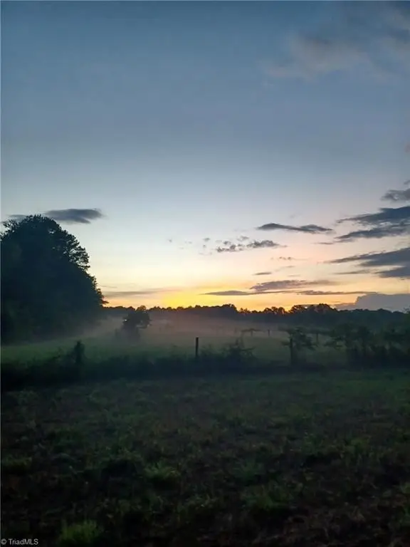 Picture 36