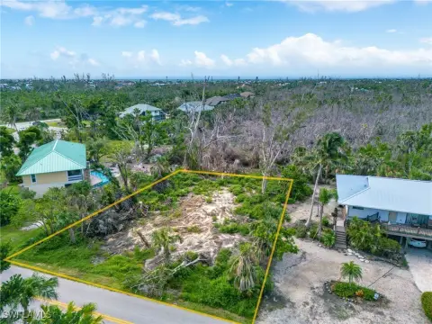 Sanibel Buildable Lot Opportunity