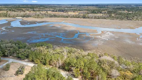 Waterfront Lot in Rivers Reach