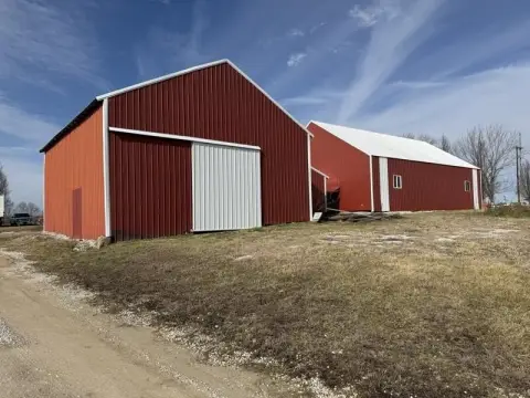 Pole Barn Workshops on Acre Lot