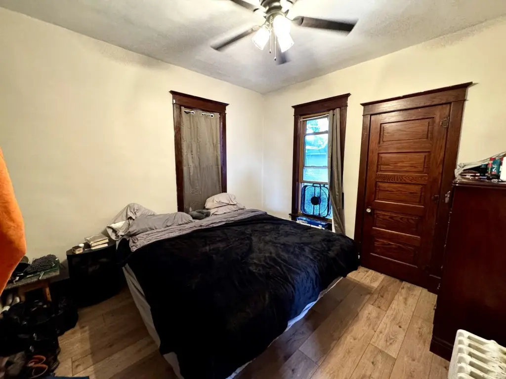 Picture 10
