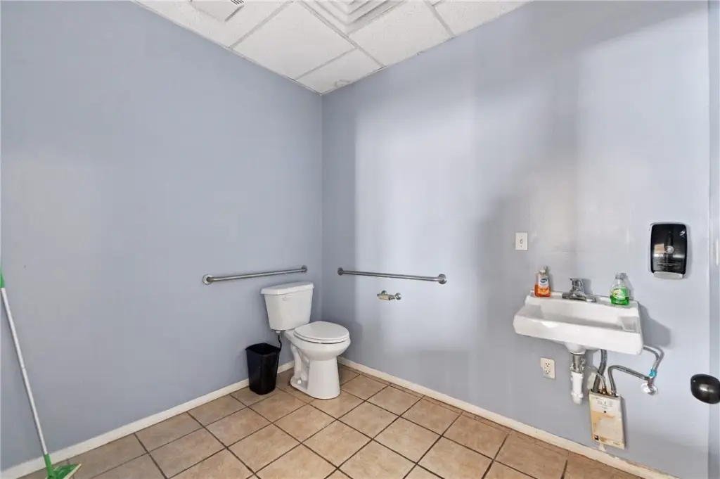 Picture 19