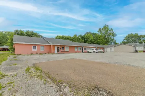 Brownsville Office with Subdivision Potential