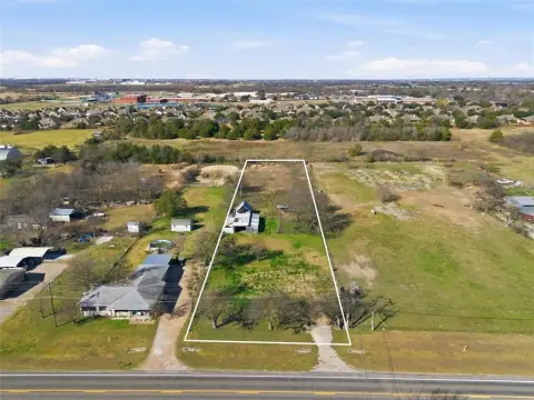 Residential Land in Robinson, Texas